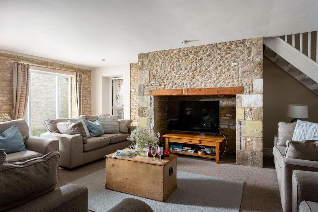 Stanton House, 6 Bedroom, 5 Bath Cheltenham Buitenkant foto